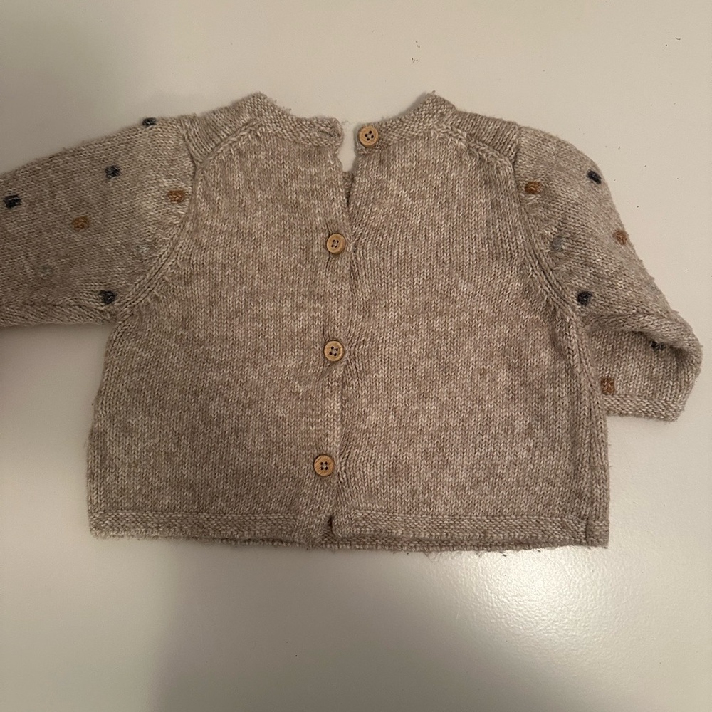 Cozy Knit Sweater with Polka Dots, Zara 0-1 months - Picture 2 of 2